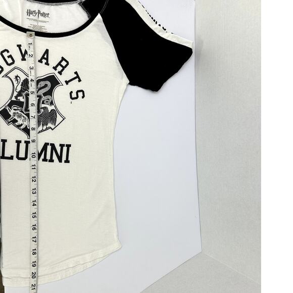 Harry Potter Hogwarts Alumni Raglan Tee – Black & White – Women’s Small - Picture 5 of 6